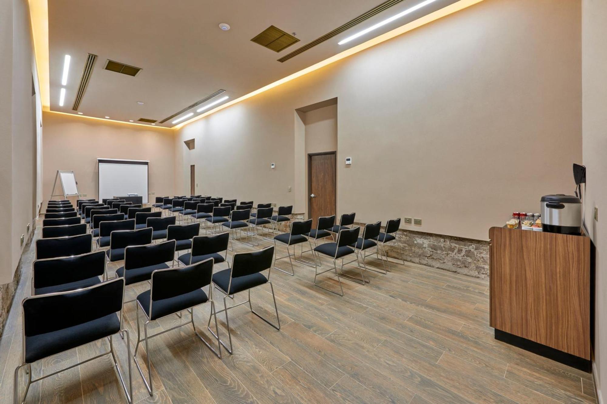 City Centro By Marriott San Luis Potosi Exterior photo